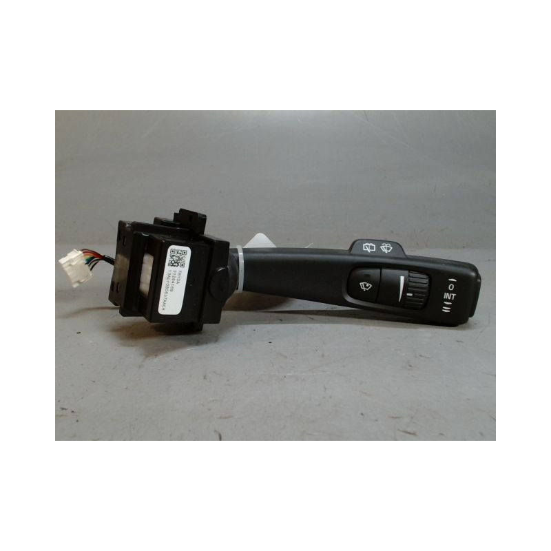 COMMANDE ESSUIE GLACE VOLVO V40