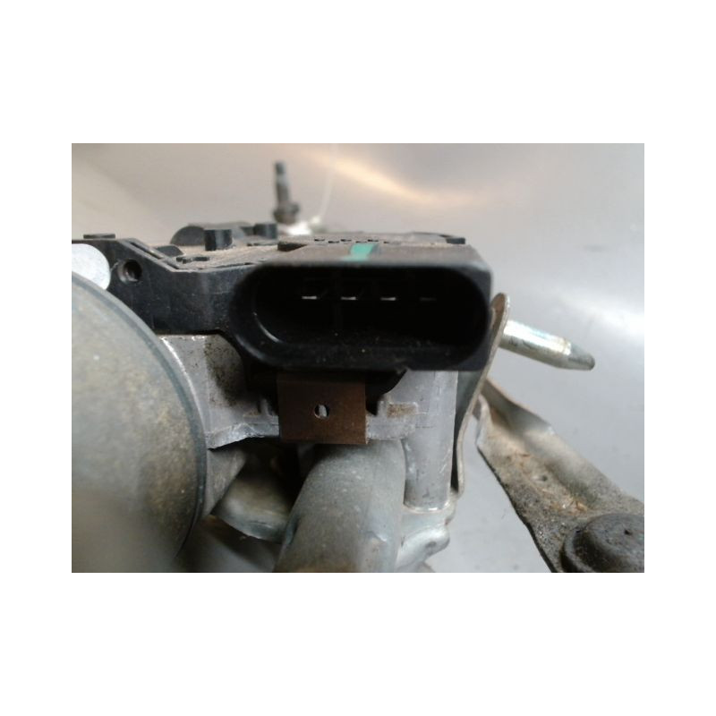 MECANISME ESSUIE-GLACE AVANT VOLVO V40