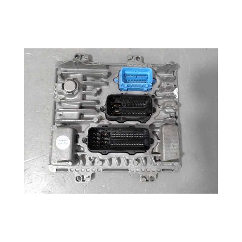 CALCULATEUR MOTEUR OPEL ASTRA