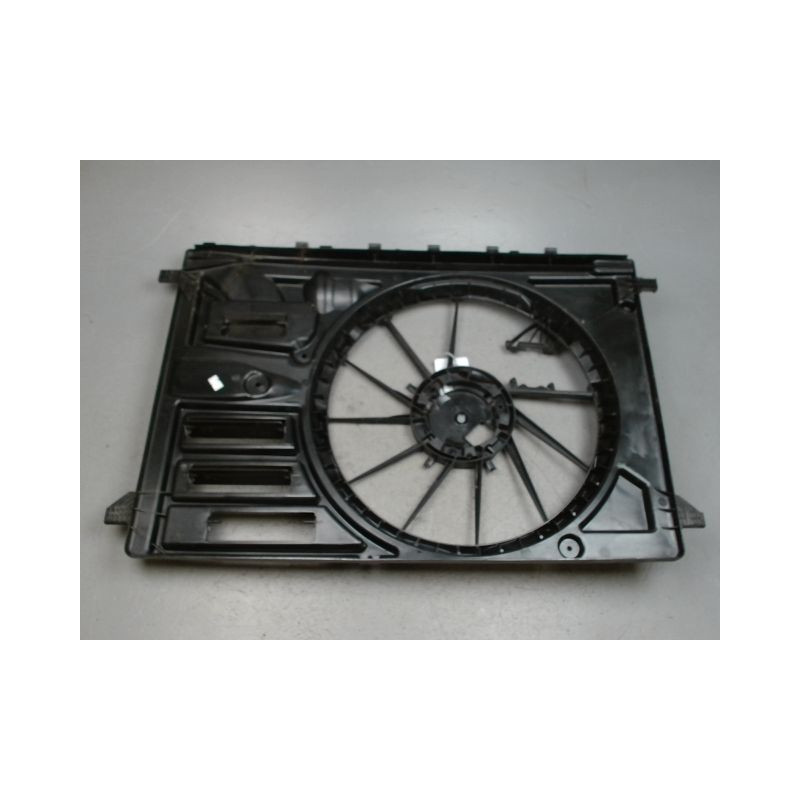 SUPPORT DE VENTILATEUR VOLVO V40