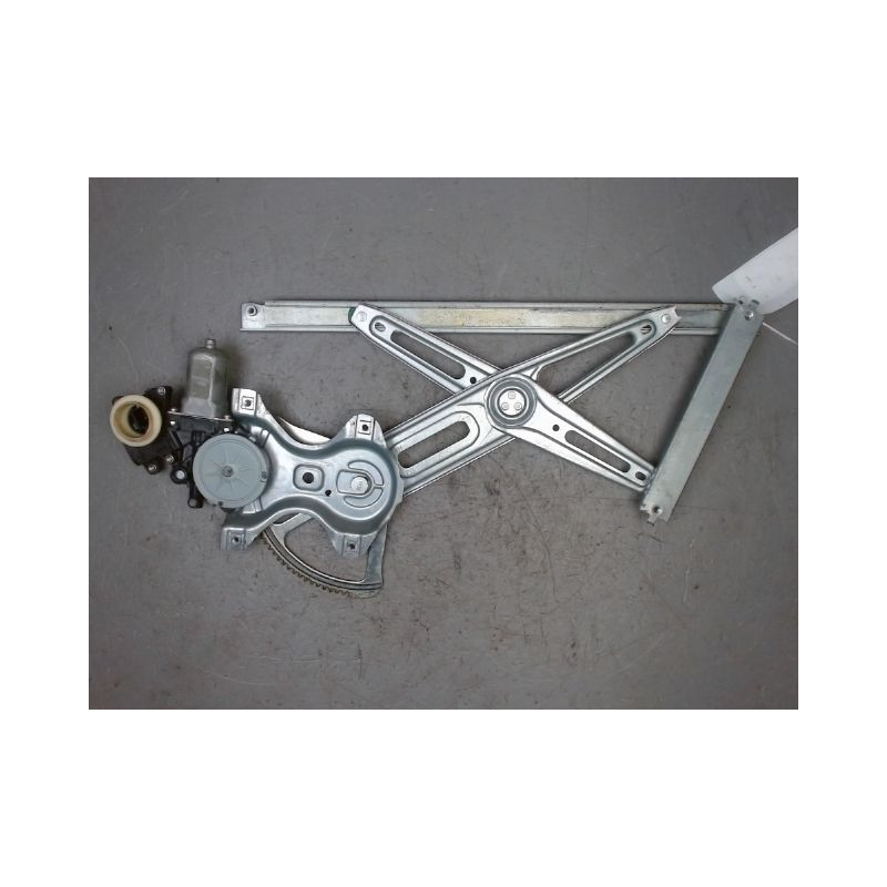 MECANISME+MOTEUR LEVE-GLACE AVANT DROIT TOYOTA AURIS 2010-