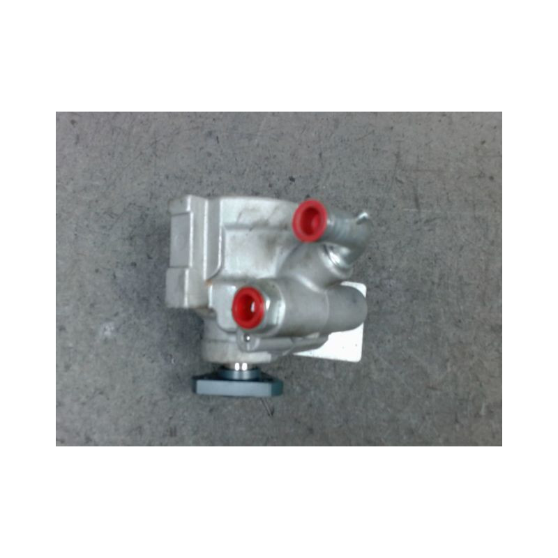 POMPE DIRECTION ASSISTEE RENAULT CLIO II PH.1 98-2001