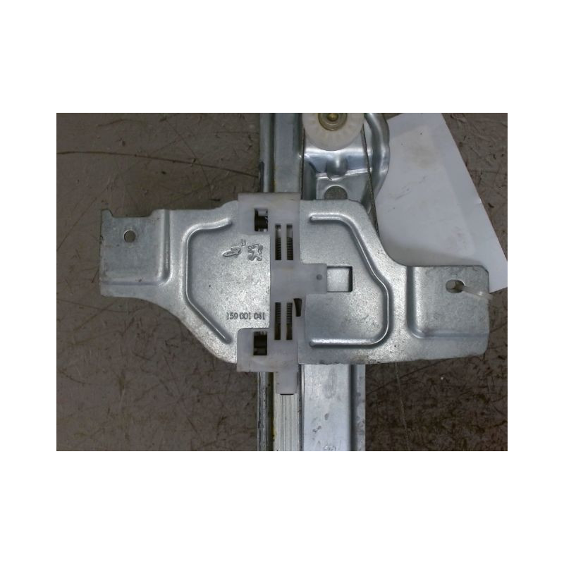 MECANISME+MOTEUR LEVE-GLACE AVANT DROIT CITROEN C3