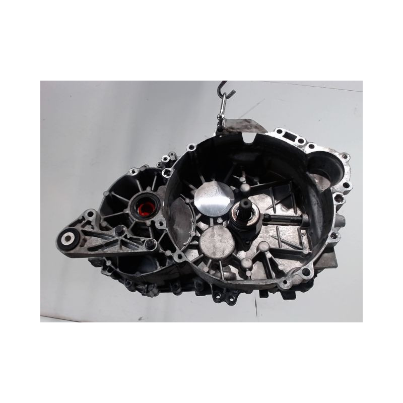 BOITE A VITESSE MECANIQUE VOLVO V40 D3