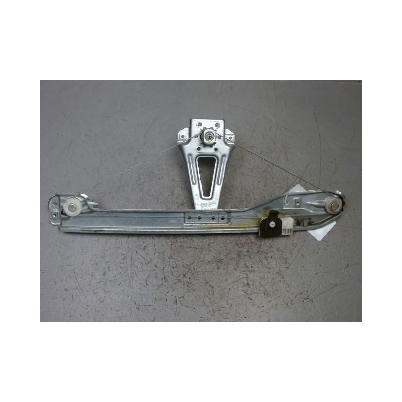 MECANISME LEVE-GLACE ARRIERE DROIT RENAULT CLIO III 2009-