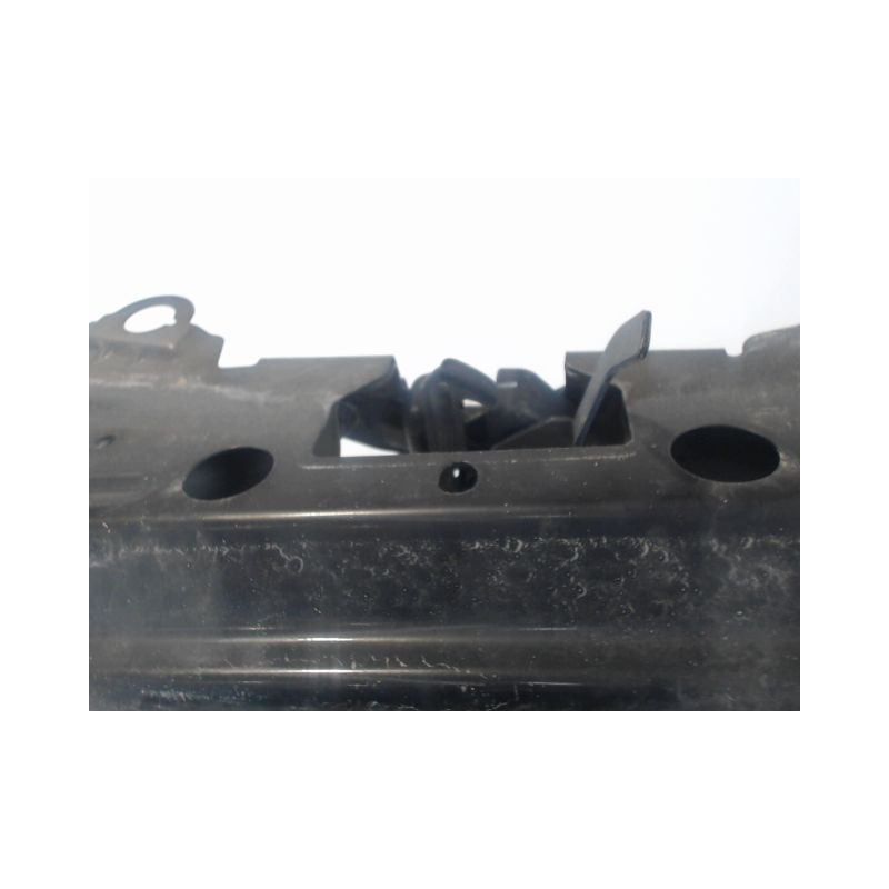TRAVERSE SUPERIEURE ARMATURE AVANT RENAULT TWINGO 2 2007-