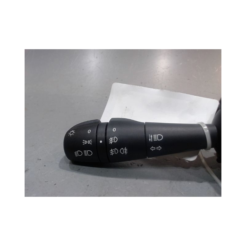 COMMANDE CLIGNOTANT DACIA SANDERO