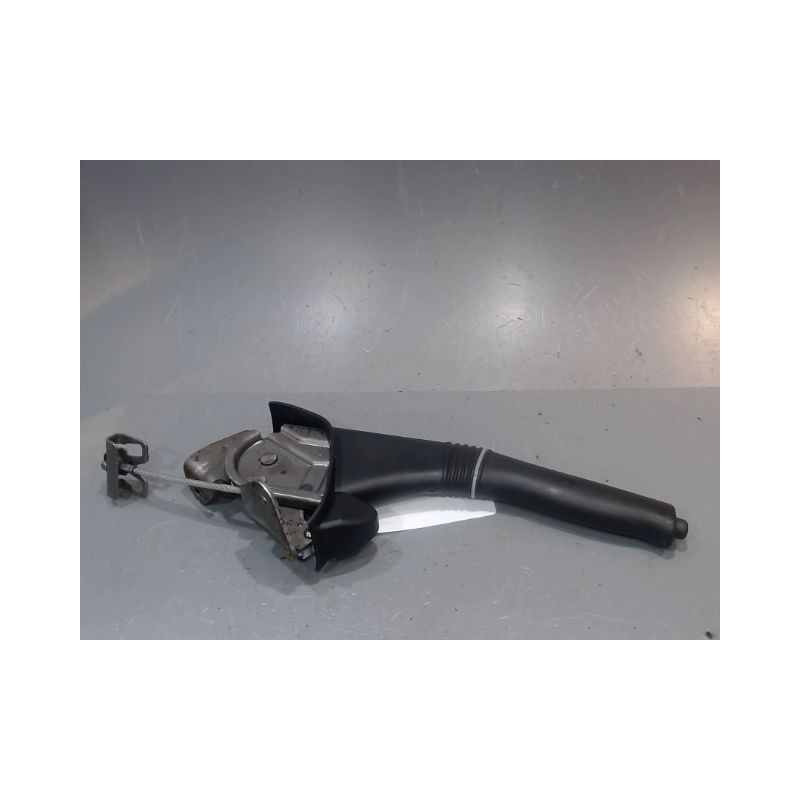 LEVIER FREIN A MAIN DACIA SANDERO