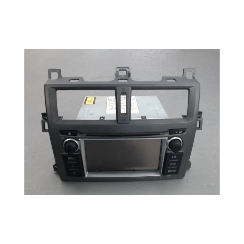 ECRAN GPS TOYOTA VERSO-S