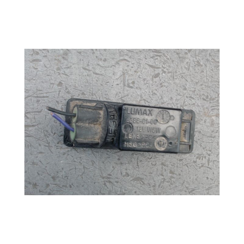 ECLAIREUR PLAQUE DE POLICE GAUCHE NISSAN NV200