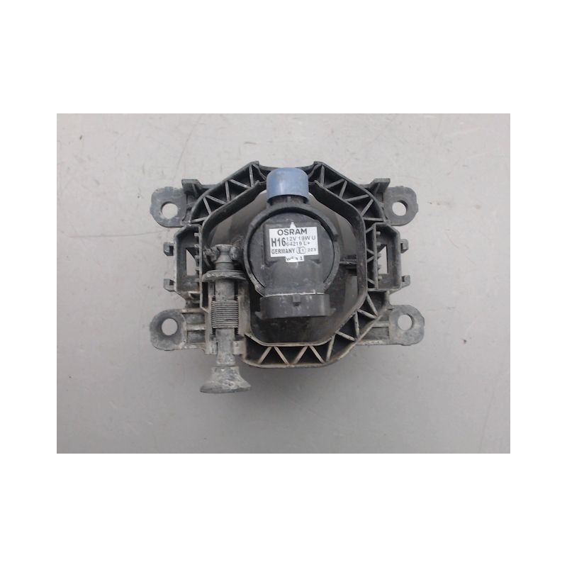 PHARE ANTIBROUILLARD AVANT DROIT DACIA SANDERO