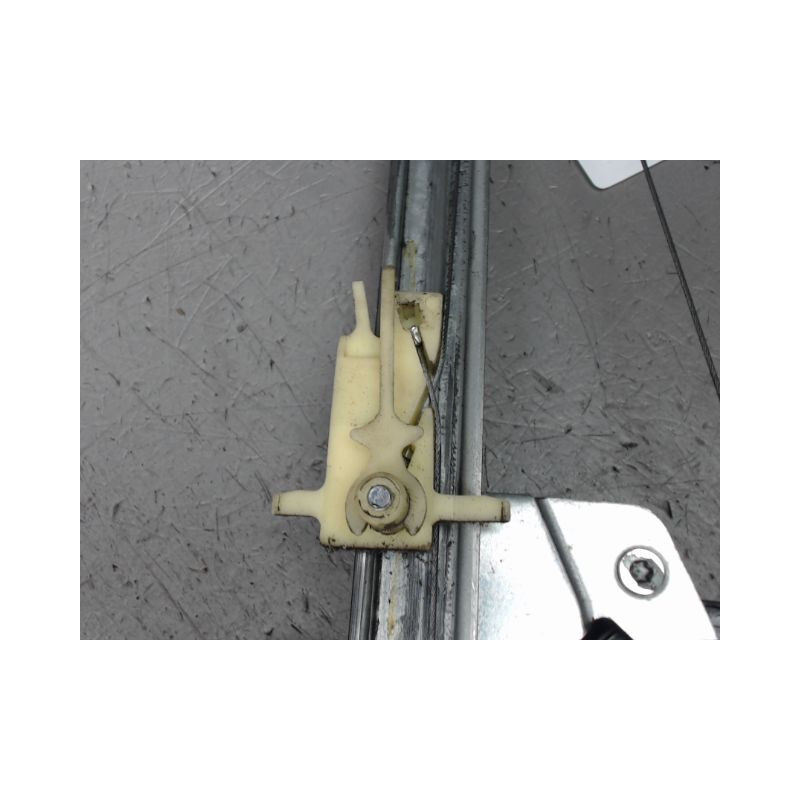 MECANISME+MOTEUR LEVE-GLACE AVANT GAUCHE NISSAN PRIMASTAR
