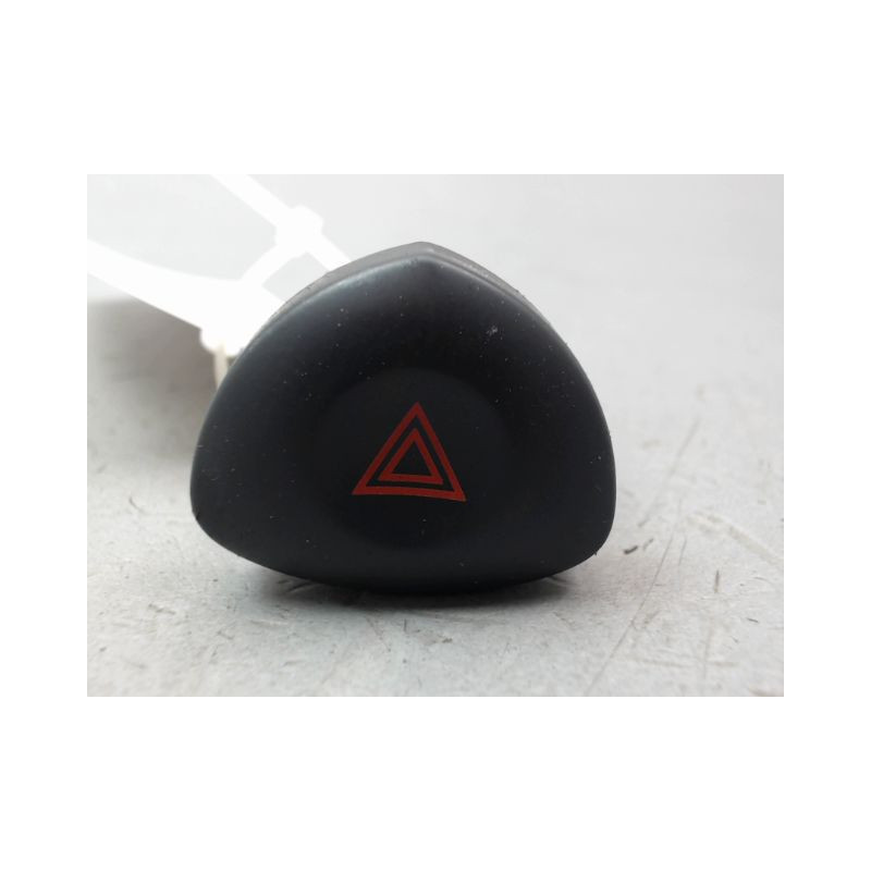 BOUTON DE WARNING RENAULT CLIO II Phase 2 2001-2006