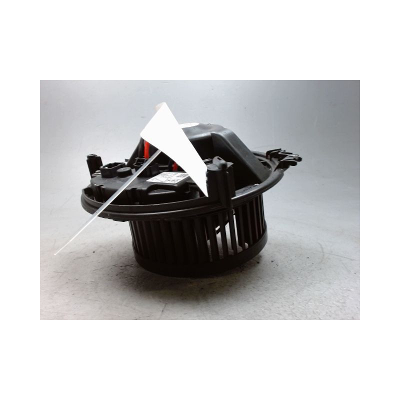 MOTEUR VENTILATEUR CHAUFFAGE VOLKSWAGEN PASSAT