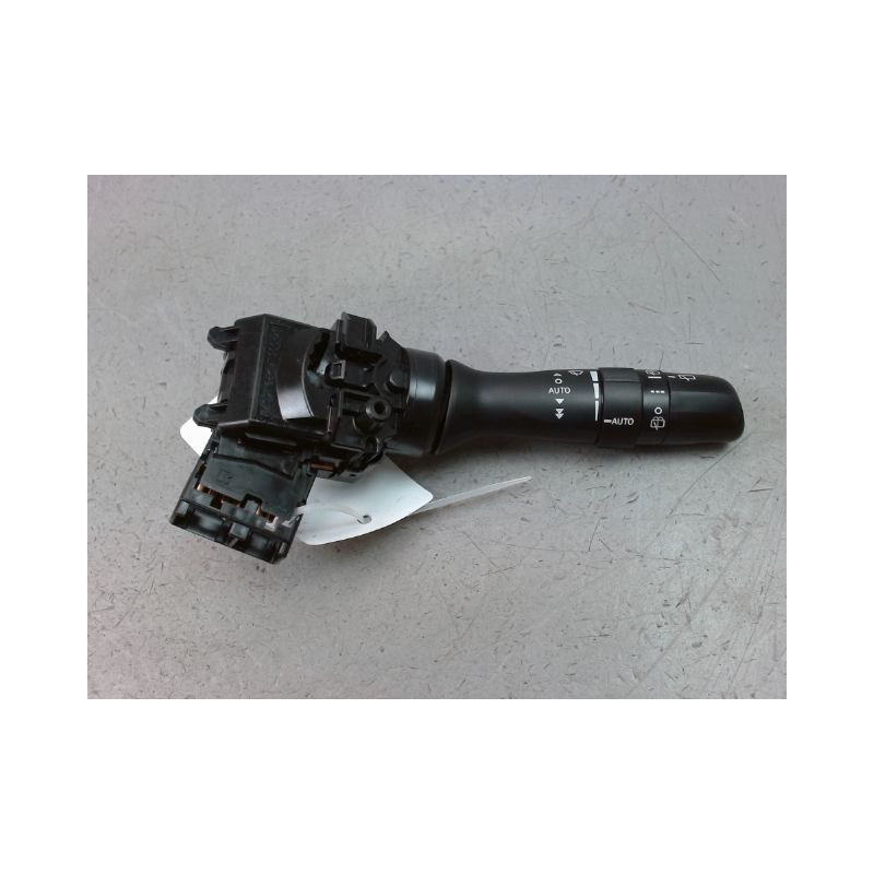 COMMANDE ESSUIE GLACE TOYOTA YARIS II 2010-