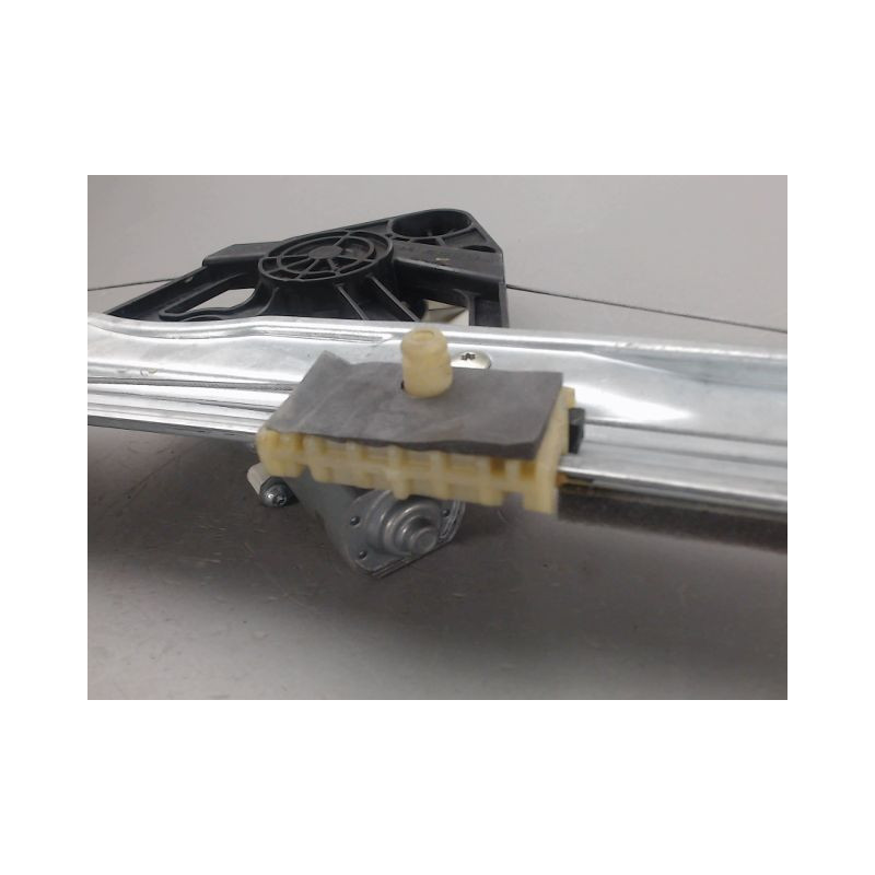MECANISME LEVE-GLACE AVANT DROIT RENAULT KANGOO