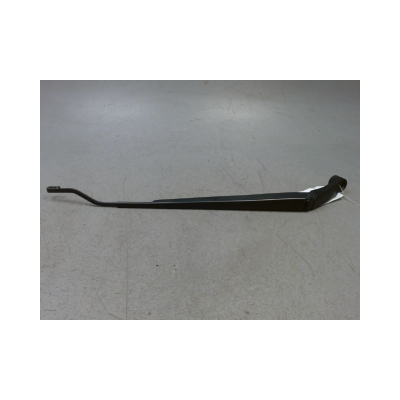 BRAS ESSUIE-GLACE AVANT GAUCHE TOYOTA YARIS