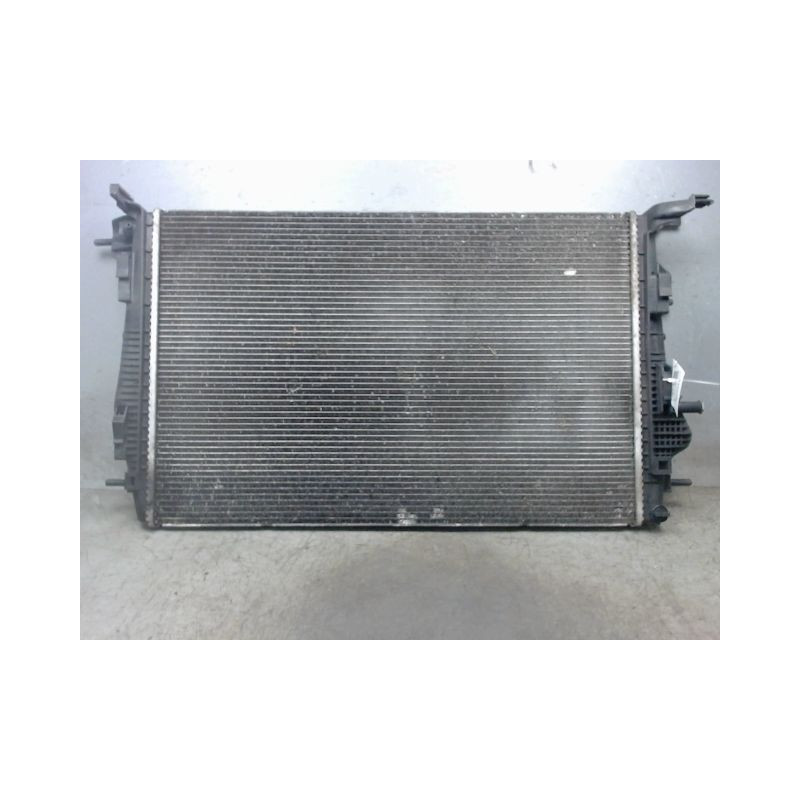 RADIATEUR RENAULT SCENIC III 2009-