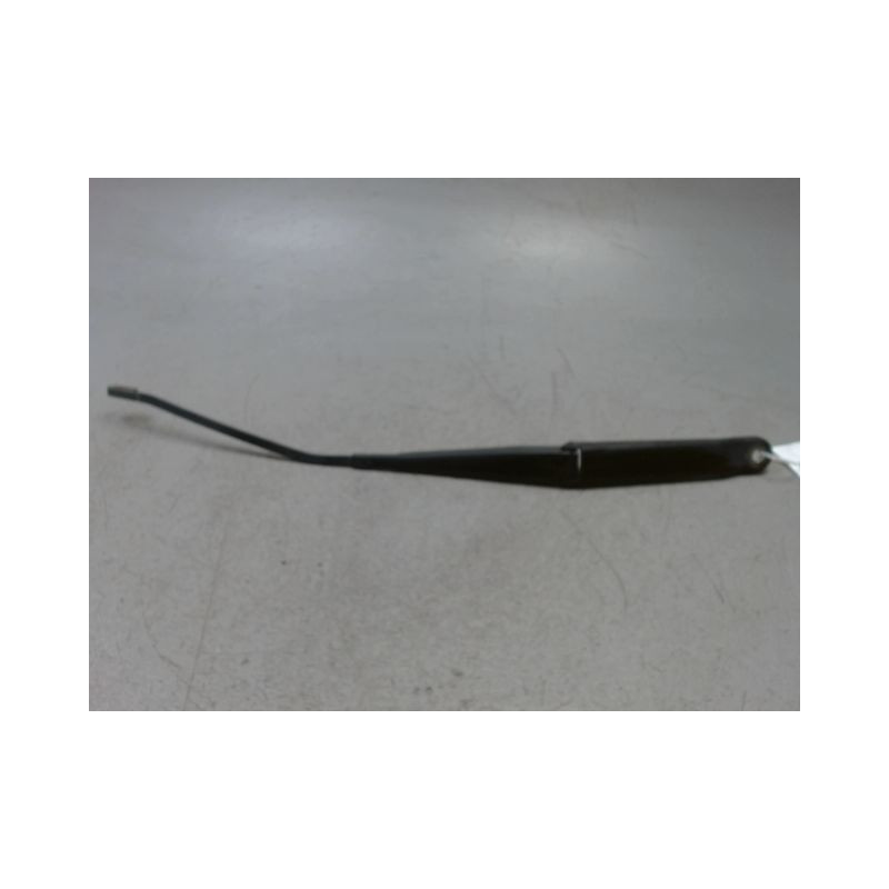 BRAS ESSUIE-GLACE AVANT DROIT FIAT PUNTO 99-2003