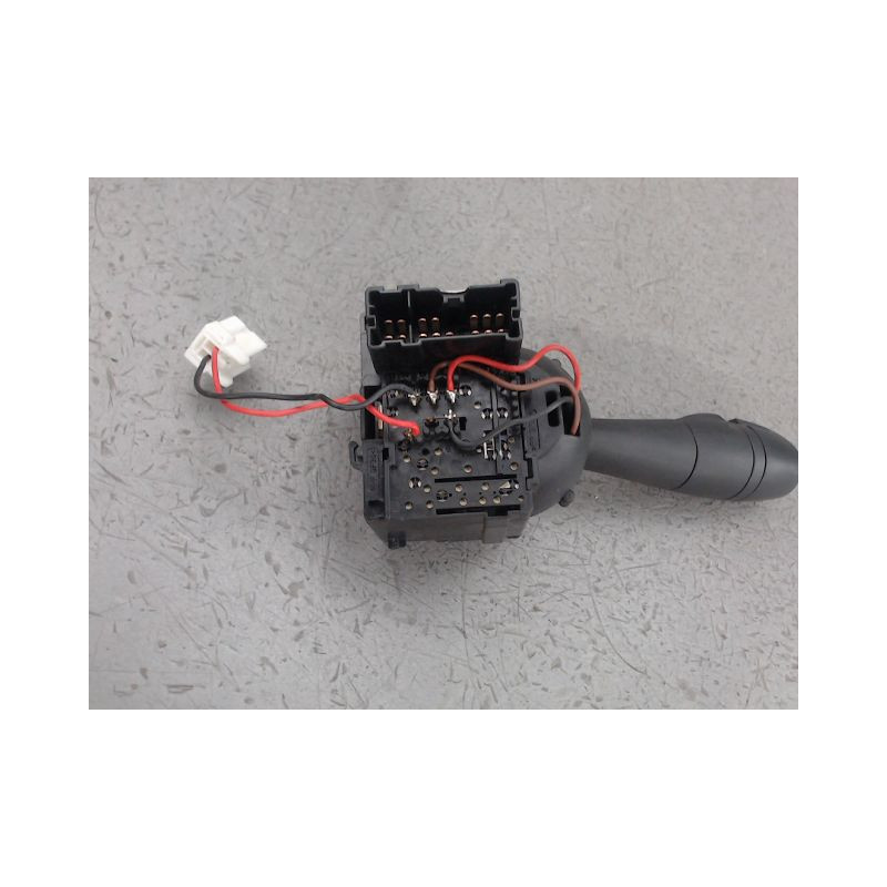 COMMANDE CLIGNOTANT RENAULT TWINGO