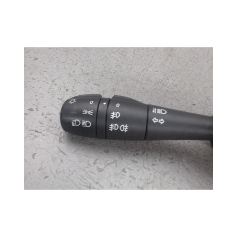 COMMANDE CLIGNOTANT RENAULT TWINGO