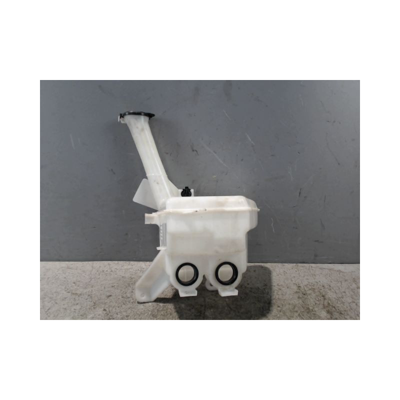 RESERVOIR LAVE-GLACE AVANT TOYOTA YARIS 2003-