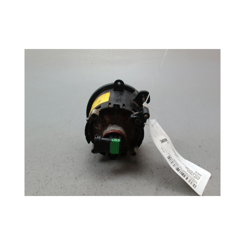 PHARE ANTIBROUILLARD AVANT DROIT LAND ROVER DISCOVERY 2004-