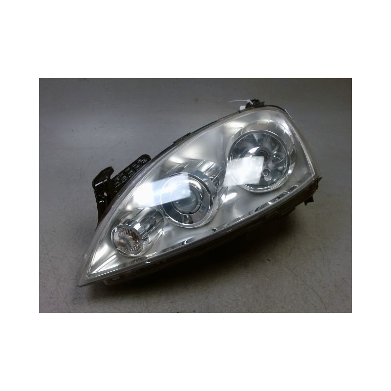 PHARE GAUCHE OPEL CORSA III Phase 2 (C) 2003-2006