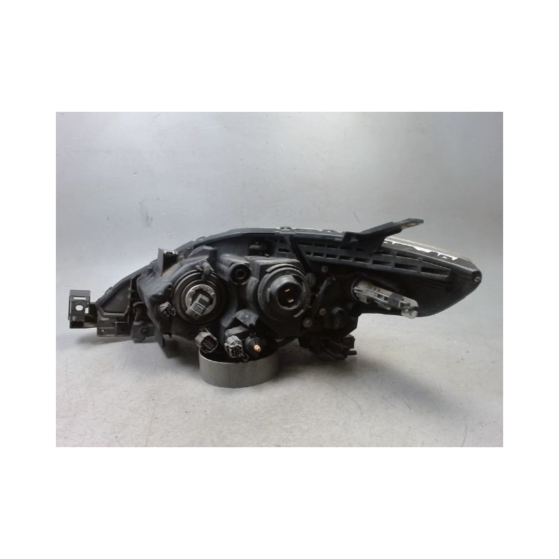 PHARE DROIT MAZDA MAZDA 5