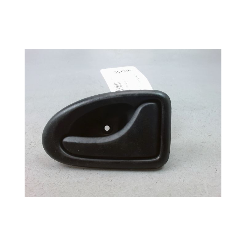 POIGNEE INTERIEURE PORTE AVANT DROIT DACIA LOGAN BERL. I Phase 1 2005-2008