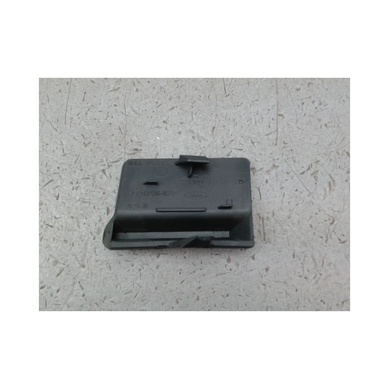 OBTURATEUR COUVRE CROCHET DE BOUCLIER AV FORD KUGA -2008