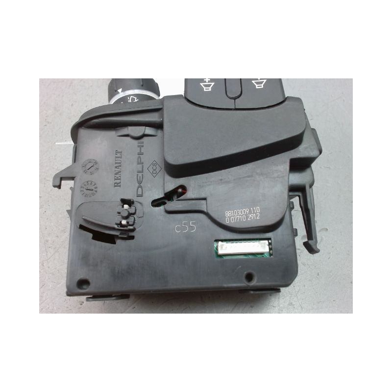 COMMANDE ESSUIE GLACE RENAULT CLIO ESTATE III Phase 2 2009-2014