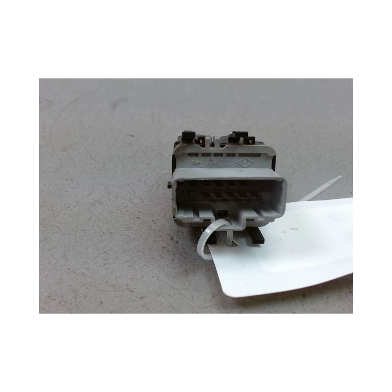 COMMANDE LEVE-GLACE PORTE AVG RENAULT TWINGO II Phase 2 2011-2014