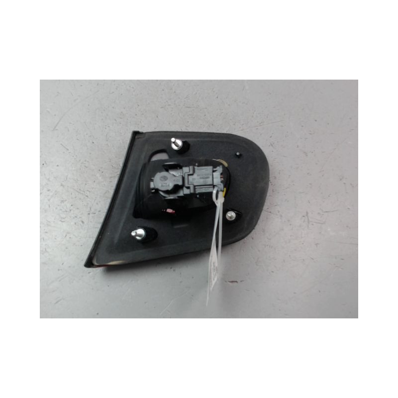 FEU ARRIERE INTERIEUR GAUCHE VOLKSWAGEN EOS CABRIO 2P Phase 1 2006-2011