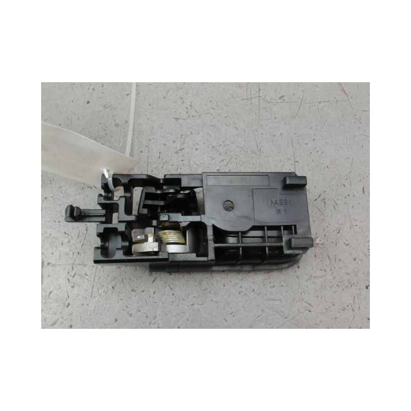 POIGNEE INTERIEURE PORTE ARRIERE DROIT OPEL AGILA I 2000-2007