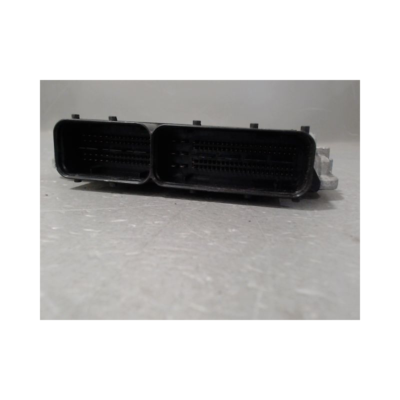 CALCULATEUR MOTEUR OPEL INSIGNIA