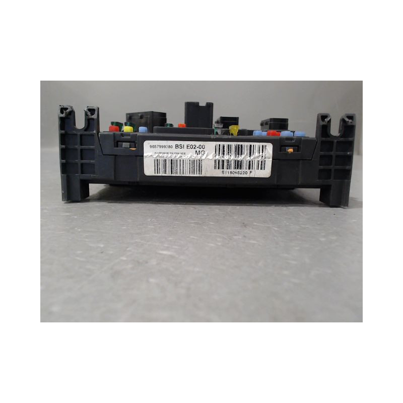 BOITIER GESTION HABITACLE PEUGEOT 206
