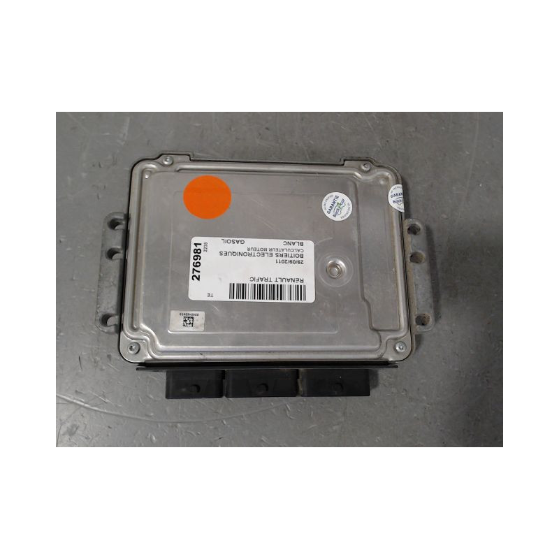 CALCULATEUR MOTEUR RENAULT TRAFIC