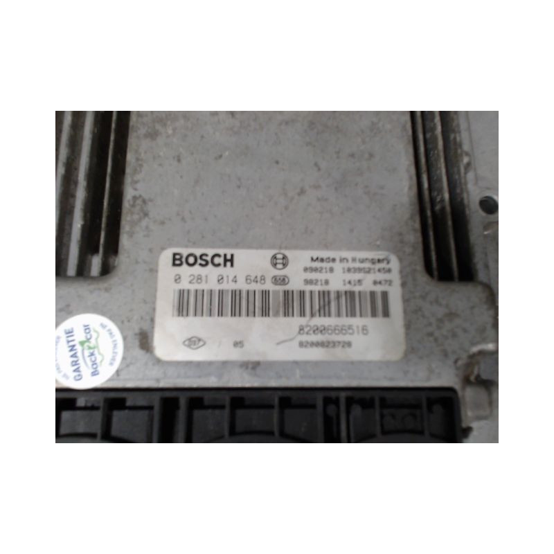 CALCULATEUR MOTEUR RENAULT TRAFIC