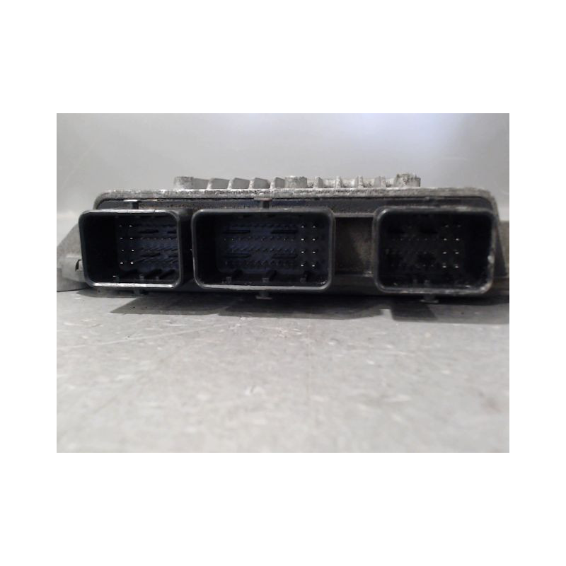 CALCULATEUR MOTEUR CITROEN C2