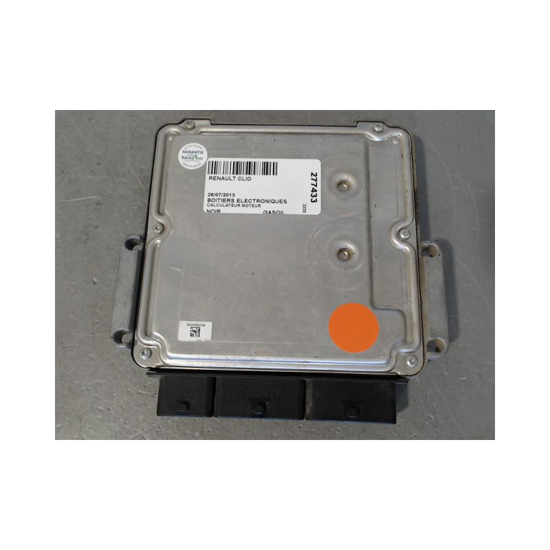 CALCULATEUR MOTEUR RENAULT CLIO