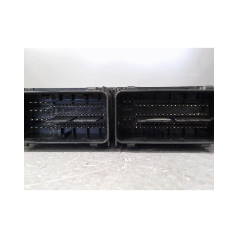 CALCULATEUR MOTEUR FORD B-MAX