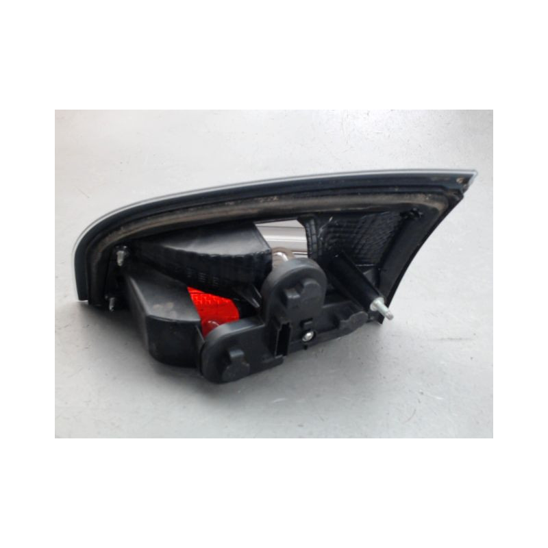 FEU ARRIERE INTERIEUR GAUCHE FORD S-MAX