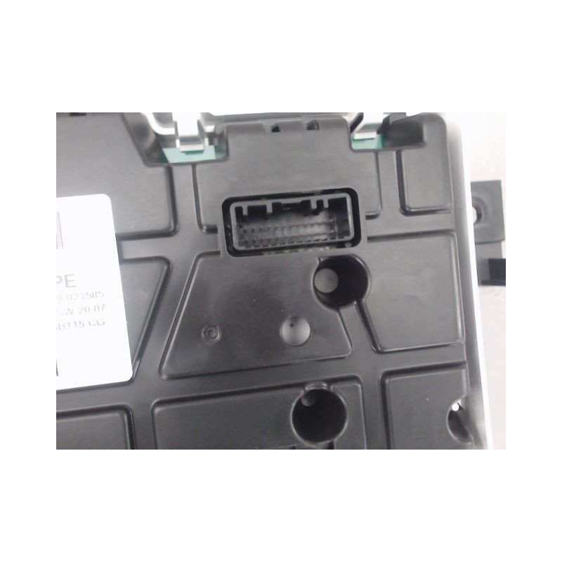 BLOC COMPTEURS RENAULT CAPTUR
