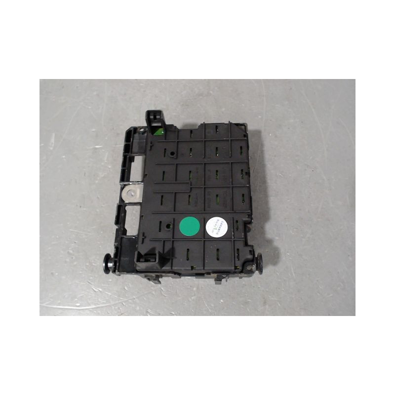 BOITE A FUSIBLES PEUGEOT 307