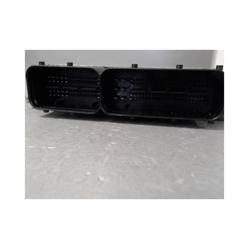 CALCULATEUR MOTEUR VOLKSWAGEN POLO