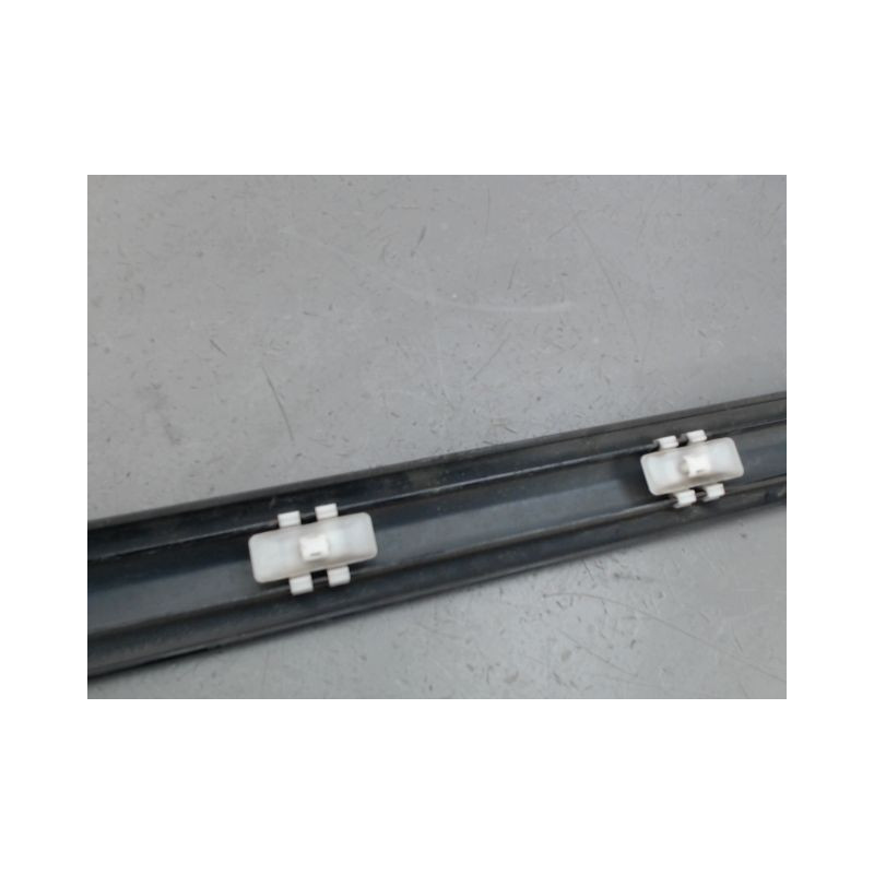 PROTECTION PORTE AVANT GAUCHE MERCEDES CLASSE C