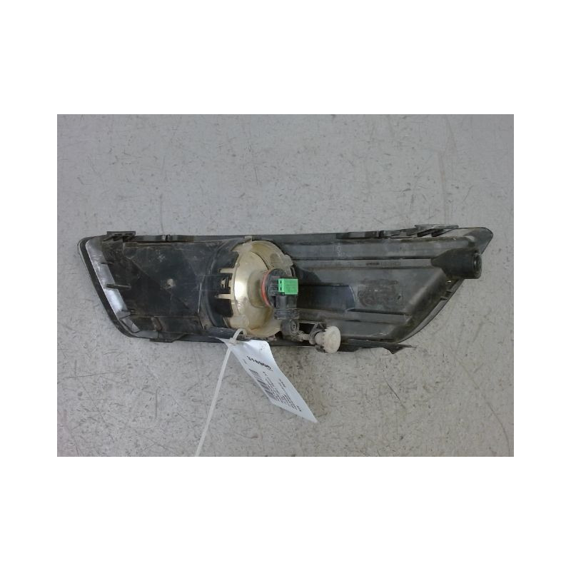 PHARE ANTIBROUILLARD AVANT DROIT FORD MONDEO 2007-