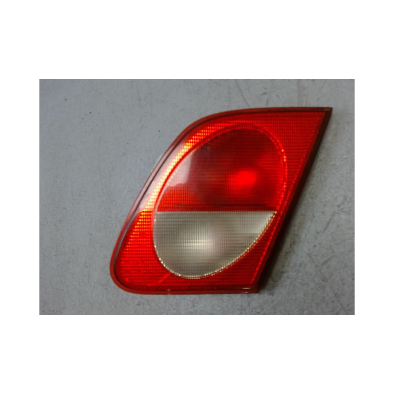 FEU ARRIERE INTERIEUR DROIT MERCEDES CLASSE E 99-2002