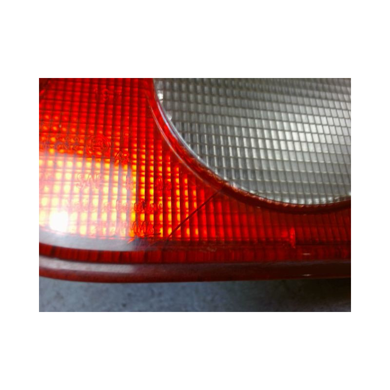 FEU ARRIERE INTERIEUR DROIT MERCEDES CLASSE E 99-2002